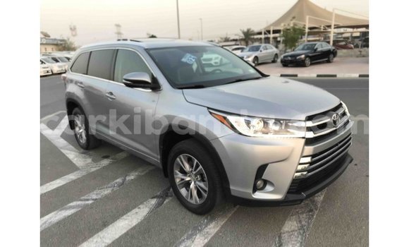 Buy Import Toyota Highlander Other Car in Import - Dubai in Uganda Buy Import Toyota Highlander Other Car in Import - Dubai in Uganda