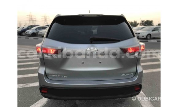 Buy Import Toyota Highlander Other Car in Import - Dubai in Uganda Buy Import Toyota Highlander Other Car in Import - Dubai in Uganda