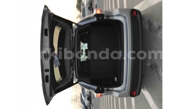 Buy Import Toyota Highlander Other Car in Import - Dubai in Uganda Buy Import Toyota Highlander Other Car in Import - Dubai in Uganda