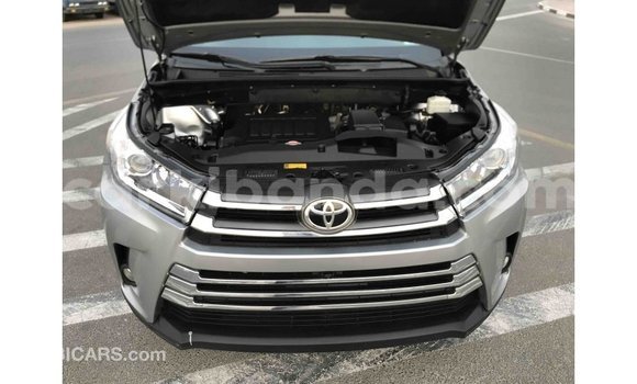Buy Import Toyota Highlander Other Car in Import - Dubai in Uganda Buy Import Toyota Highlander Other Car in Import - Dubai in Uganda