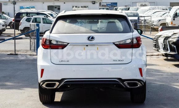 Gura Imported Lexus RX 300 White Imodoka i Import - Dubai mu Uganda Gura Imported Lexus RX 300 White Imodoka i Import - Dubai mu Uganda