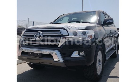 Acheter Import Voiture Toyota Land Cruiser Autre à Import - Dubai, Ouganda Acheter Import Voiture Toyota Land Cruiser Autre à Import - Dubai, Ouganda