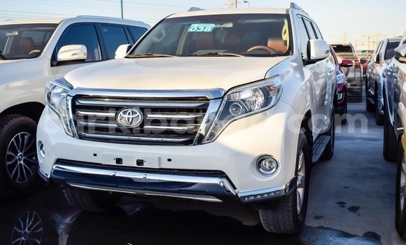 Gura Imported Toyota Prado White Imodoka i Import - Dubai mu Uganda Gura Imported Toyota Prado White Imodoka i Import - Dubai mu Uganda