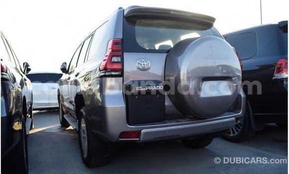 Nunua Imported Toyota Prado Nyingine Gari ndani ya Import - Dubai nchini Uganda Nunua Imported Toyota Prado Nyingine Gari ndani ya Import - Dubai nchini Uganda