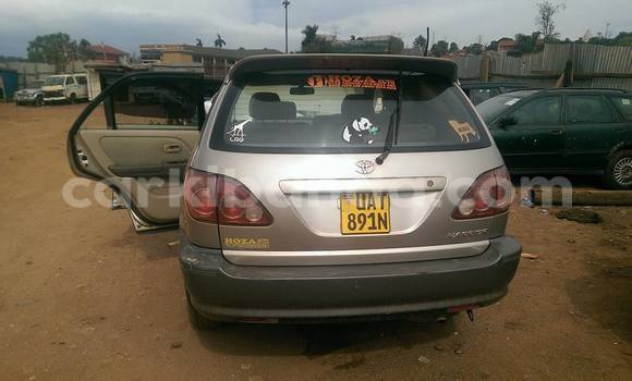 Buy Used Toyota Harrier Silver Car in Kampala in Uganda Buy Used Toyota Harrier Silver Car in Kampala in Uganda