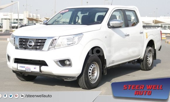 Gura Imported Nissan Navara White Imodoka i Import - Dubai mu Uganda Gura Imported Nissan Navara White Imodoka i Import - Dubai mu Uganda