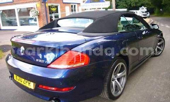 Gura Yakoze BMW 5–Series Blue Imodoka i Kampala mu Uganda Gura Yakoze BMW 5–Series Blue Imodoka i Kampala mu Uganda