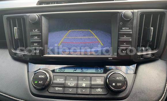 Nunua Ilio tumika Toyota RAV4 Nyingine Gari ndani ya Kampala nchini Uganda Nunua Ilio tumika Toyota RAV4 Nyingine Gari ndani ya Kampala nchini Uganda