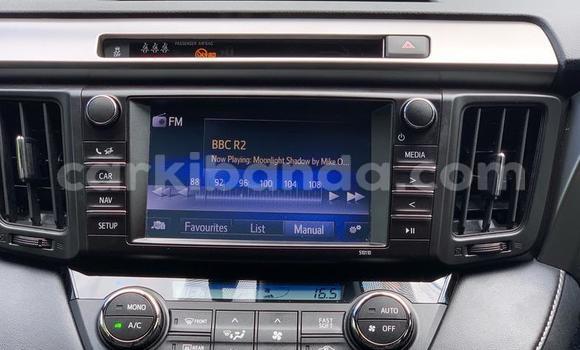 Nunua Ilio tumika Toyota RAV4 Nyingine Gari ndani ya Kampala nchini Uganda Nunua Ilio tumika Toyota RAV4 Nyingine Gari ndani ya Kampala nchini Uganda
