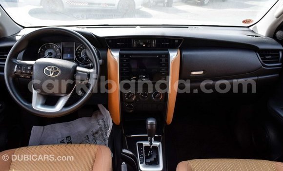 Gura Imported Toyota Fortuner White Imodoka i Import - Dubai mu Uganda Gura Imported Toyota Fortuner White Imodoka i Import - Dubai mu Uganda