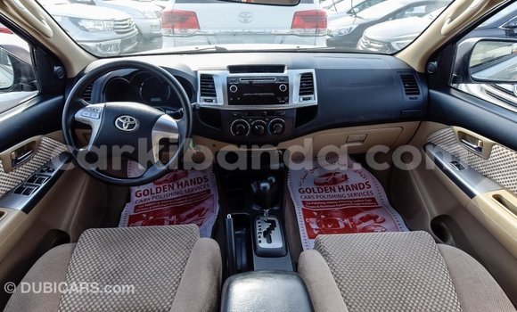 Nunua Imported Toyota Fortuner Nyingine Gari ndani ya Import - Dubai nchini Uganda Nunua Imported Toyota Fortuner Nyingine Gari ndani ya Import - Dubai nchini Uganda