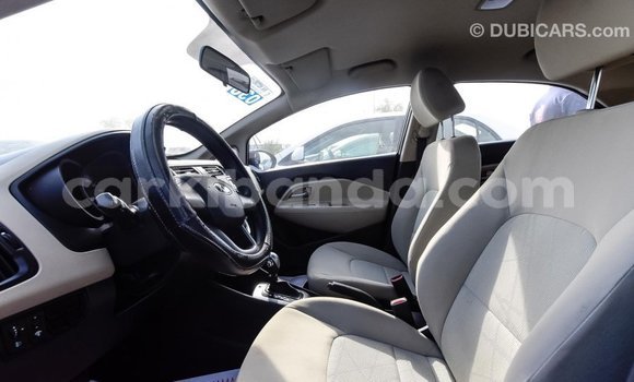 Nunua Imported Kia Rio Nyeusi Gari ndani ya Import - Dubai nchini Uganda Nunua Imported Kia Rio Nyeusi Gari ndani ya Import - Dubai nchini Uganda