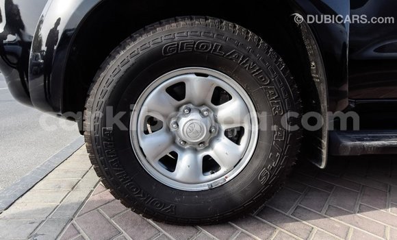 Nunua Imported Toyota Fortuner Nyeusi Gari ndani ya Import - Dubai nchini Uganda Nunua Imported Toyota Fortuner Nyeusi Gari ndani ya Import - Dubai nchini Uganda
