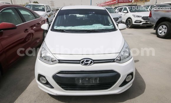 Nunua Imported Hyundai i10 Nyeupe Gari ndani ya Import - Dubai nchini Uganda Nunua Imported Hyundai i10 Nyeupe Gari ndani ya Import - Dubai nchini Uganda