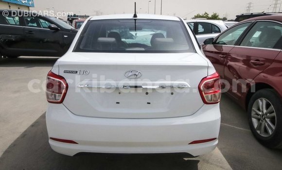 Nunua Imported Hyundai i10 Nyeupe Gari ndani ya Import - Dubai nchini Uganda Nunua Imported Hyundai i10 Nyeupe Gari ndani ya Import - Dubai nchini Uganda