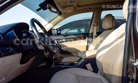 Nunua Imported Kia Sorento Brown Gari ndani ya Import - Dubai nchini Uganda Nunua Imported Kia Sorento Brown Gari ndani ya Import - Dubai nchini Uganda