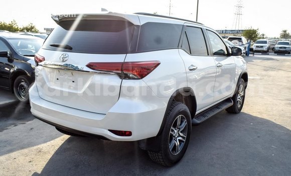 Buy Import Toyota Fortuner White Car in Import - Dubai in Uganda Buy Import Toyota Fortuner White Car in Import - Dubai in Uganda