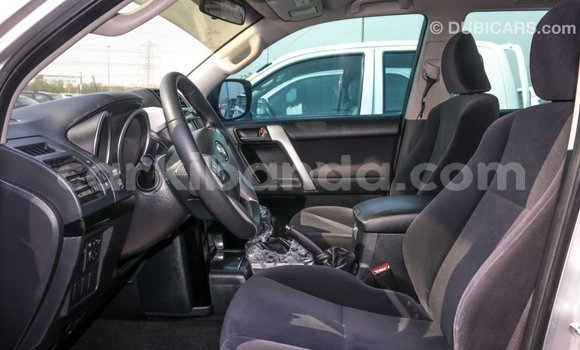 Nunua Imported Toyota Prado Nyingine Gari ndani ya Import - Dubai nchini Uganda Nunua Imported Toyota Prado Nyingine Gari ndani ya Import - Dubai nchini Uganda