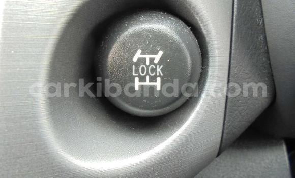 Nunua Ilio tumika Toyota RAV4 Nyingine Gari ndani ya Kampala nchini Uganda Nunua Ilio tumika Toyota RAV4 Nyingine Gari ndani ya Kampala nchini Uganda