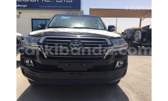 Acheter Import Voiture Toyota Land Cruiser Noir à Import - Dubai, Ouganda Acheter Import Voiture Toyota Land Cruiser Noir à Import - Dubai, Ouganda