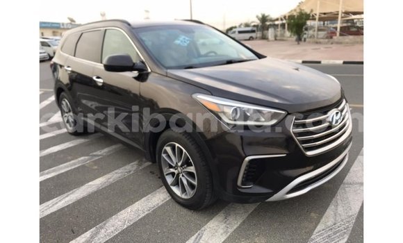 Nunua Imported Hyundai Santa Fe Nyeusi Gari ndani ya Import - Dubai nchini Uganda Nunua Imported Hyundai Santa Fe Nyeusi Gari ndani ya Import - Dubai nchini Uganda