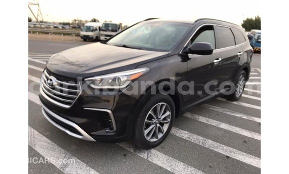 Nunua Imported Hyundai Santa Fe Nyeusi Gari ndani ya Import - Dubai nchini Uganda Nunua Imported Hyundai Santa Fe Nyeusi Gari ndani ya Import - Dubai nchini Uganda