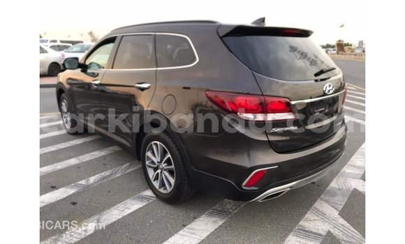 Nunua Imported Hyundai Santa Fe Nyeusi Gari ndani ya Import - Dubai nchini Uganda Nunua Imported Hyundai Santa Fe Nyeusi Gari ndani ya Import - Dubai nchini Uganda