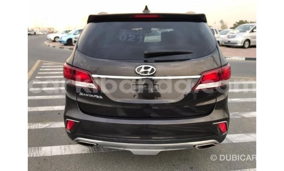 Nunua Imported Hyundai Santa Fe Nyeusi Gari ndani ya Import - Dubai nchini Uganda Nunua Imported Hyundai Santa Fe Nyeusi Gari ndani ya Import - Dubai nchini Uganda