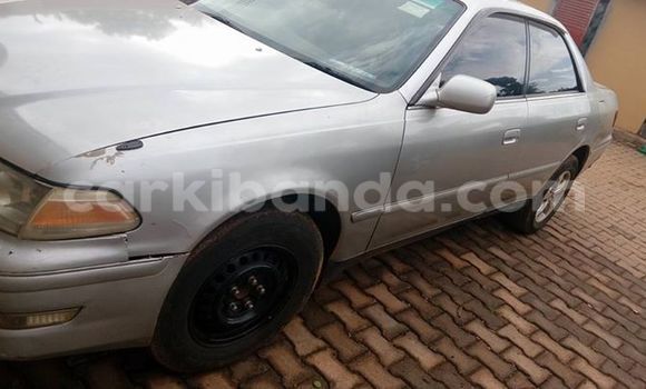 Acheter Occasion Voiture Toyota Mark II Gris à Kampala, Ouganda Acheter Occasion Voiture Toyota Mark II Gris à Kampala, Ouganda