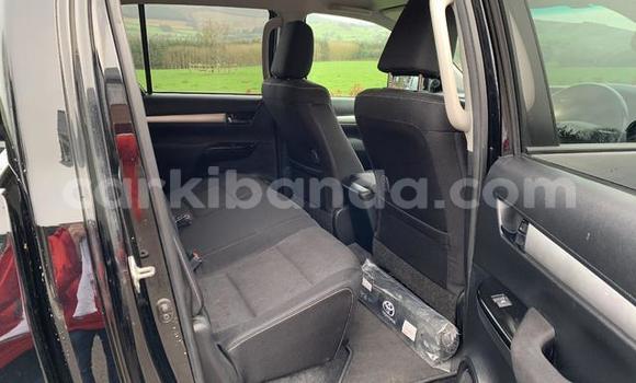 Gura Yakoze Toyota Hilux Other Imodoka i Kampala mu Uganda Gura Yakoze Toyota Hilux Other Imodoka i Kampala mu Uganda