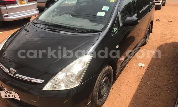 Gura Yakoze Toyota Wish Black Imodoka i Kampala mu Uganda Gura Yakoze Toyota Wish Black Imodoka i Kampala mu Uganda