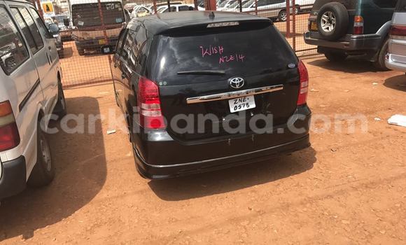 Gura Yakoze Toyota Wish Black Imodoka i Kampala mu Uganda Gura Yakoze Toyota Wish Black Imodoka i Kampala mu Uganda
