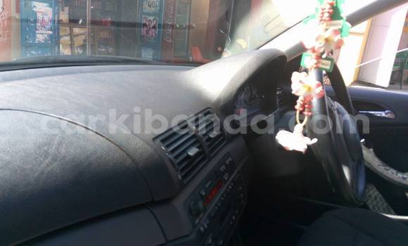 Gura Yakoze BMW 3–Series Other Imodoka i Kampala mu Uganda Gura Yakoze BMW 3–Series Other Imodoka i Kampala mu Uganda