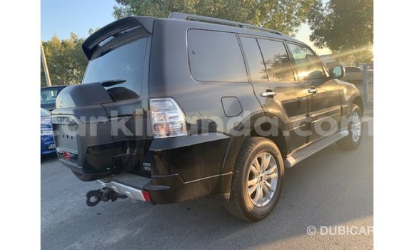 Gura Imported Mitsubishi Pajero Black Imodoka i Import - Dubai mu Uganda Gura Imported Mitsubishi Pajero Black Imodoka i Import - Dubai mu Uganda