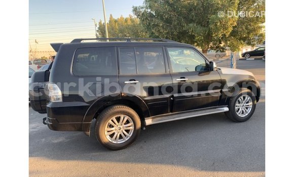 Gura Imported Mitsubishi Pajero Black Imodoka i Import - Dubai mu Uganda Gura Imported Mitsubishi Pajero Black Imodoka i Import - Dubai mu Uganda
