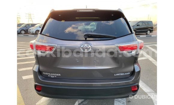 Nunua Imported Toyota Highlander Nyingine Gari ndani ya Import - Dubai nchini Uganda Nunua Imported Toyota Highlander Nyingine Gari ndani ya Import - Dubai nchini Uganda