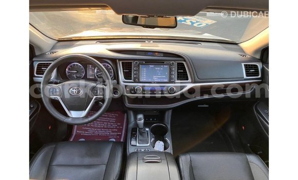 Nunua Imported Toyota Highlander Nyingine Gari ndani ya Import - Dubai nchini Uganda Nunua Imported Toyota Highlander Nyingine Gari ndani ya Import - Dubai nchini Uganda