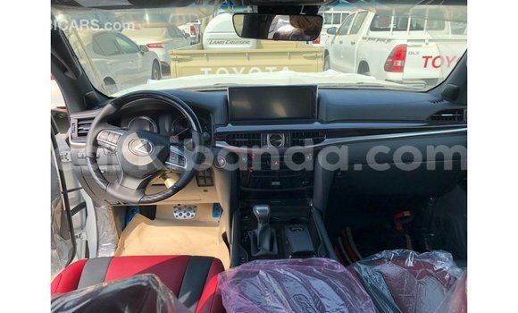 Gura Imported Lexus LX Black Imodoka i Import - Dubai mu Uganda Gura Imported Lexus LX Black Imodoka i Import - Dubai mu Uganda