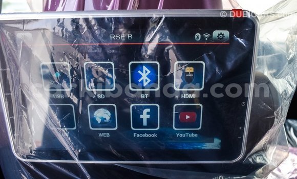 Nunua Imported Toyota Land Cruiser Nyeupe Gari ndani ya Import - Dubai nchini Uganda Nunua Imported Toyota Land Cruiser Nyeupe Gari ndani ya Import - Dubai nchini Uganda