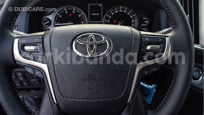 Big with watermark toyota land cruiser uganda import dubai 8424
