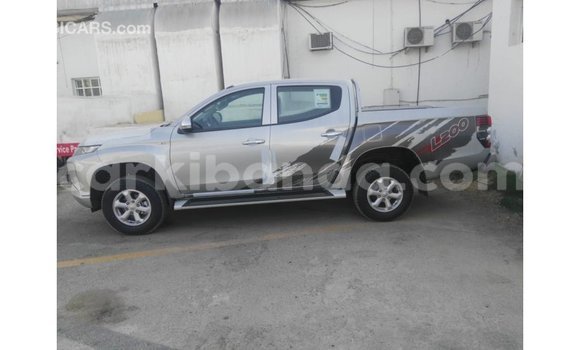 Gura Imported Mitsubishi L200 Other Imodoka i Import - Dubai mu Uganda Gura Imported Mitsubishi L200 Other Imodoka i Import - Dubai mu Uganda