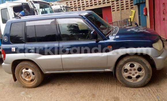 Buy Used Mitsubishi Pajero Blue Car in Kampala in Uganda Buy Used Mitsubishi Pajero Blue Car in Kampala in Uganda