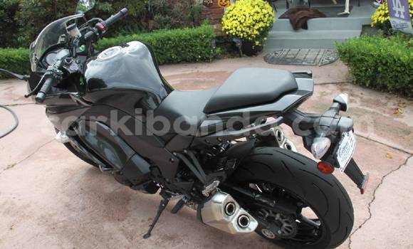 Buy Used Kawasaki Z 1000 Other Bike in Kampala in Uganda Buy Used Kawasaki Z 1000 Other Bike in Kampala in Uganda