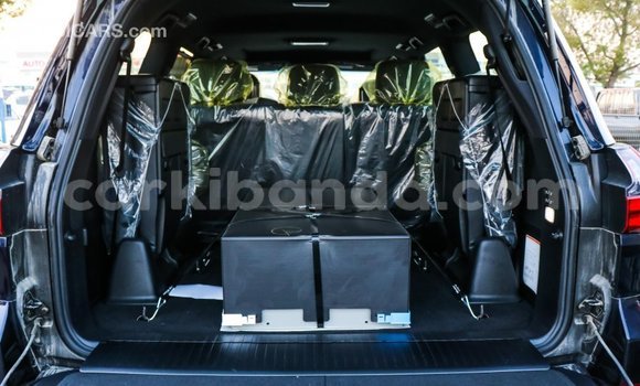 Nunua Imported Lexus LX Bluu Gari ndani ya Import - Dubai nchini Uganda Nunua Imported Lexus LX Bluu Gari ndani ya Import - Dubai nchini Uganda