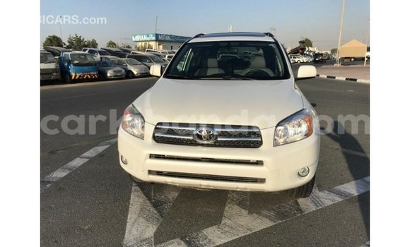Buy Import Toyota 4Runner White Car in Import - Dubai in Uganda Buy Import Toyota 4Runner White Car in Import - Dubai in Uganda