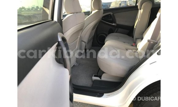 Buy Import Toyota 4Runner White Car in Import - Dubai in Uganda Buy Import Toyota 4Runner White Car in Import - Dubai in Uganda