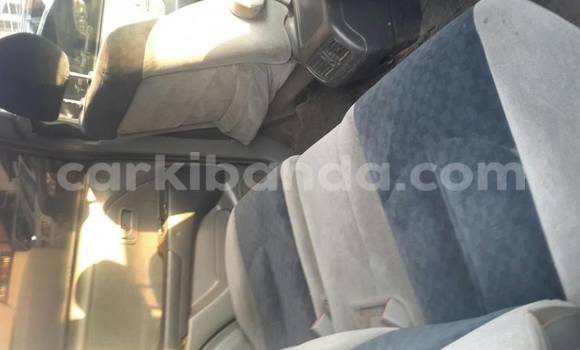 Gura Yakoze Toyota Harrier Black Imodoka i Kampala mu Uganda Gura Yakoze Toyota Harrier Black Imodoka i Kampala mu Uganda