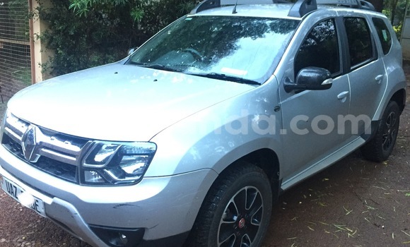 Buy Used Renault Duster Silver Car in Kampala in Uganda