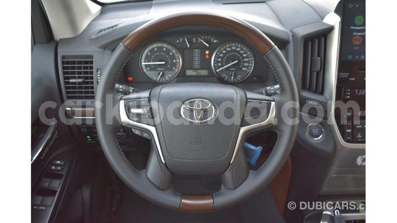Big with watermark toyota land cruiser uganda import dubai 8493