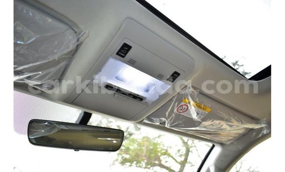 Nunua Imported Toyota Land Cruiser Nyeusi Gari ndani ya Import - Dubai nchini Uganda Nunua Imported Toyota Land Cruiser Nyeusi Gari ndani ya Import - Dubai nchini Uganda